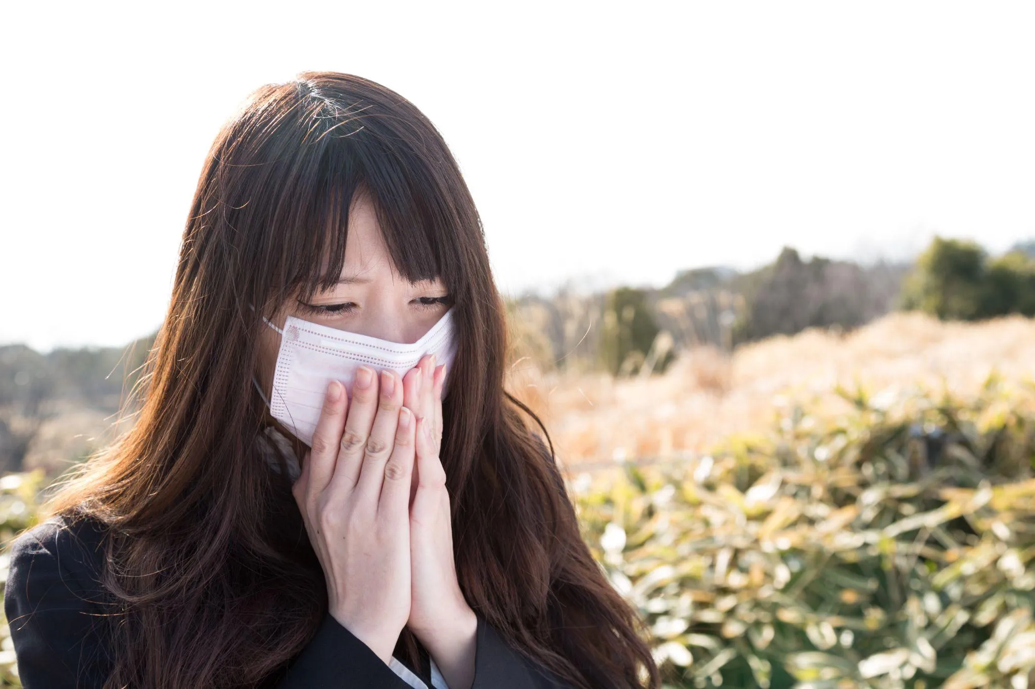 リウマチと花粉症の関係性とは？それぞれの症状や治療方法について解説